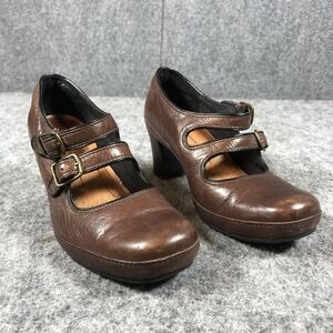 Clarks Artisan Mary Jane Heels Womens 7.5 M Brown Leather Block Heel Comfort